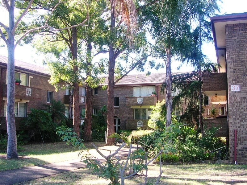 37 Crown Street, Granville NSW 2142