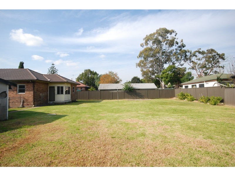 32 Frederick Avenue, Granville NSW 2142