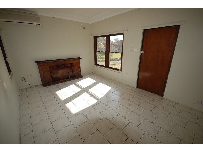 32 Frederick Avenue, Merrylands NSW 2160