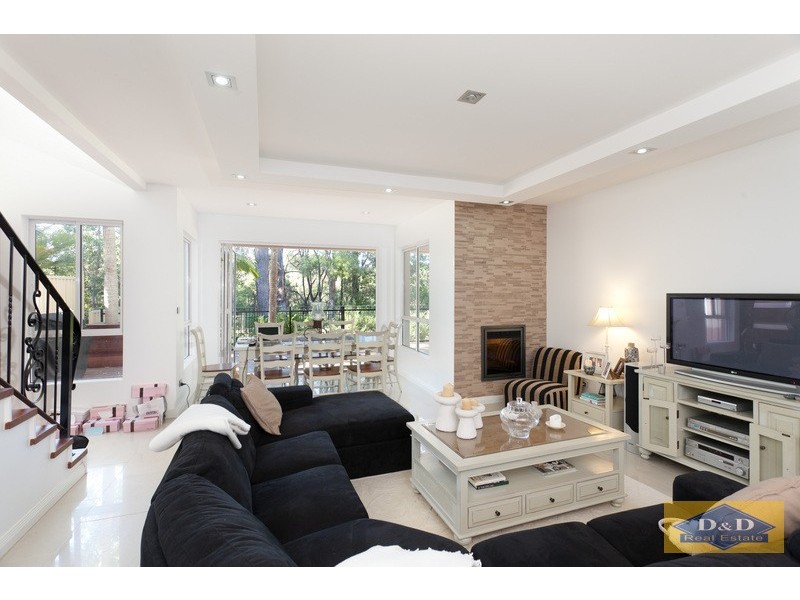 23 Andromeda Parade, Robina QLD 4226