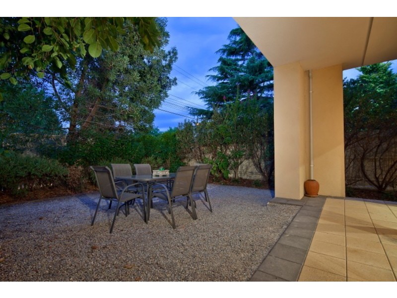 2/410 Waverley Road,, Malvern East VIC 3145