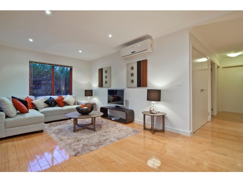 2/410 Waverley Road,, Malvern East VIC 3145