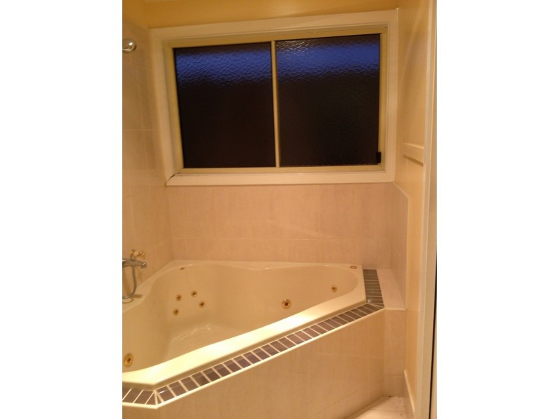 22 Bruce Street, Cranbourne VIC 3977