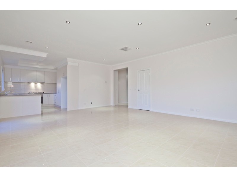 10 Georgetown Way, Officer VIC 3809