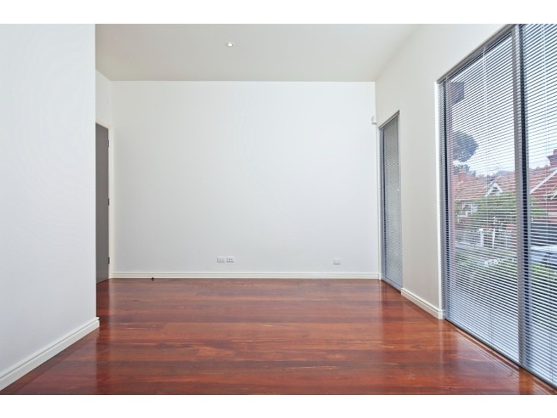 6/82-84  Barkly Street, St Kilda VIC 3182