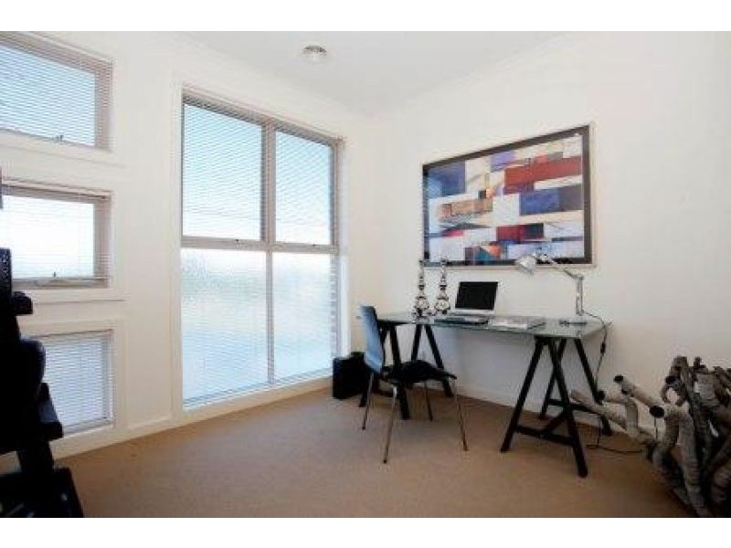 1/3 Keith Street, Hampton East VIC 3188