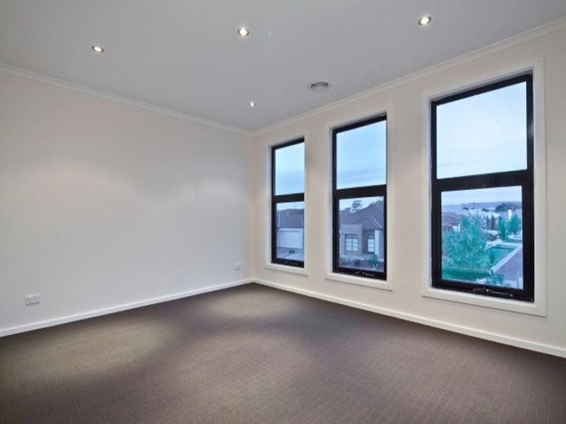10 Georgetown Way, Officer VIC 3809