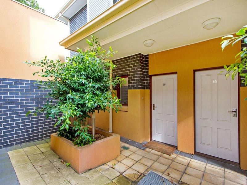 16/410 Waverley Road, Malvern East VIC 3145