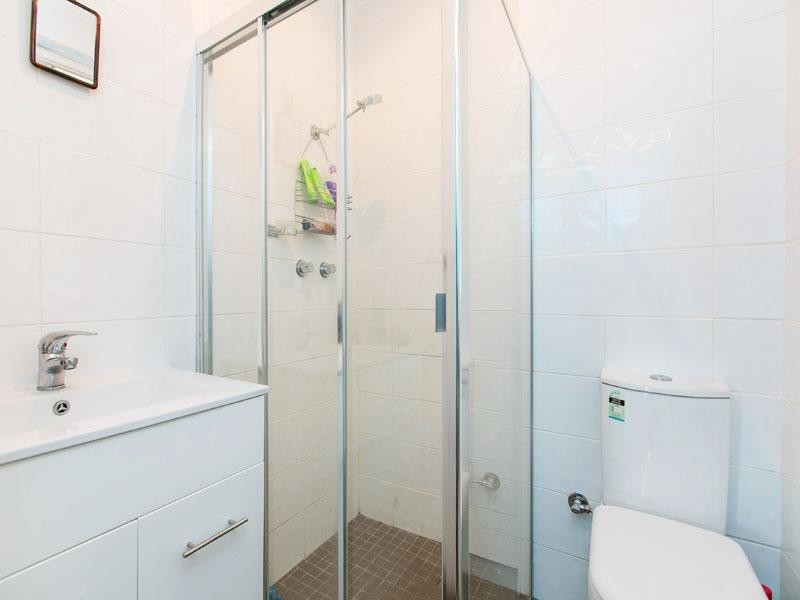 12/13-15 Dover Street, Flemington VIC 3031