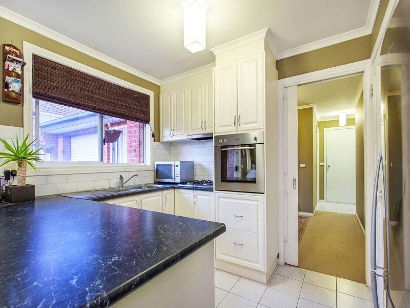 7 Tigris Court, Roxburgh Park VIC 3064