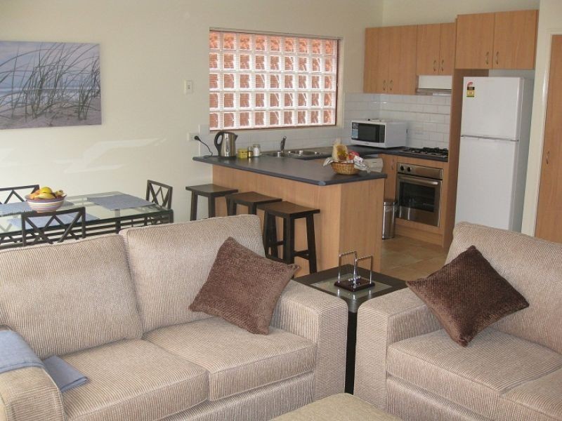 22 Railway Pde, Highett VIC 3190