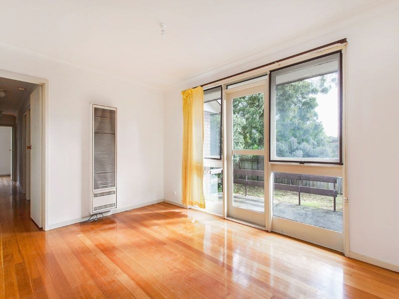 8 Persimmon Court, Doncaster VIC 3108