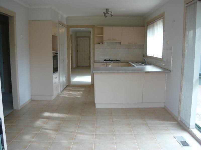 2/9 Dale Court, Scoresby VIC 3179