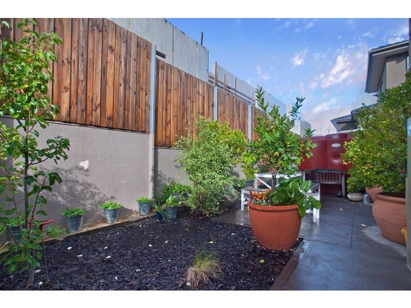 14/117a McDonald Street, Mordialloc VIC 3195
