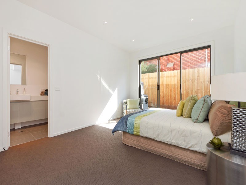 Unit 2/250-252 Neerim Rd, Carnegie VIC 3163