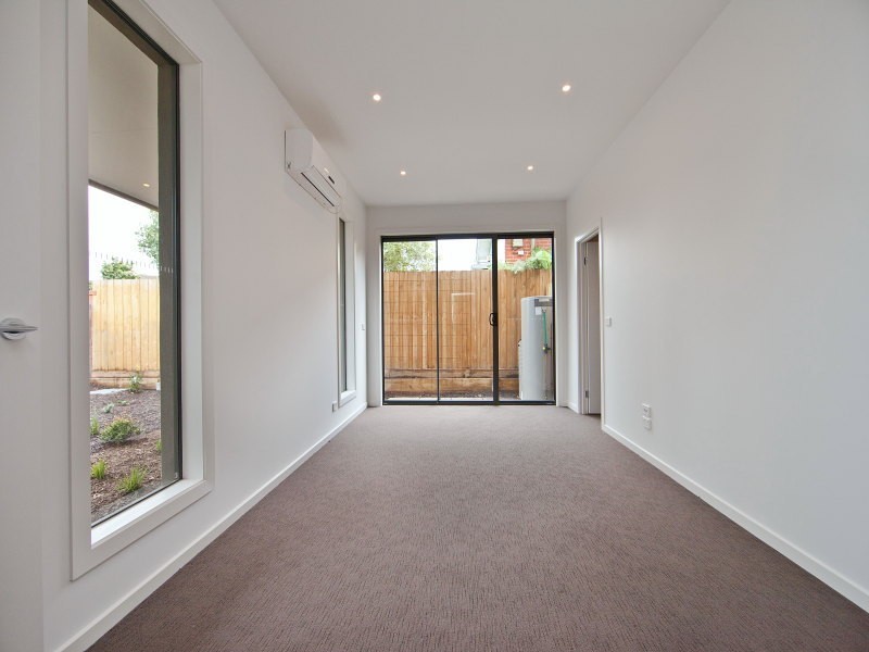 Unit 1/250-252 Neerim Rd, Carnegie VIC 3163