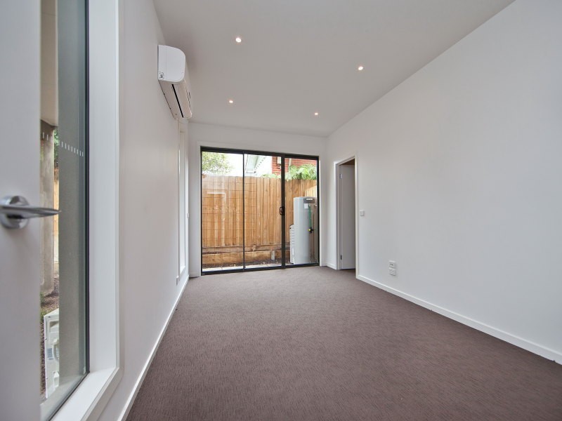 Unit 1/250-252 Neerim Rd, Carnegie VIC 3163