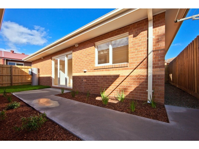 3/8 Beena Ave, Carnegie VIC 3163