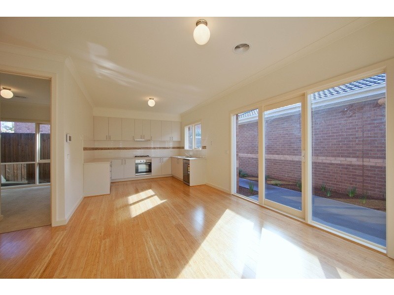 3/8 Beena Ave, Carnegie VIC 3163
