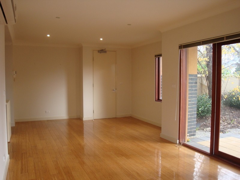 2/410 Waverley Road, Malvern East VIC 3145