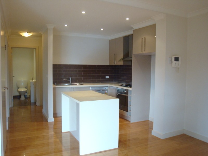 2/410 Waverley Road, Malvern East VIC 3145