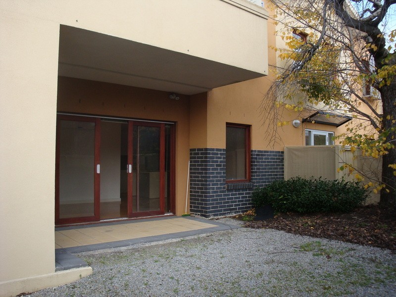 2/410 Waverley Road, Malvern East VIC 3145