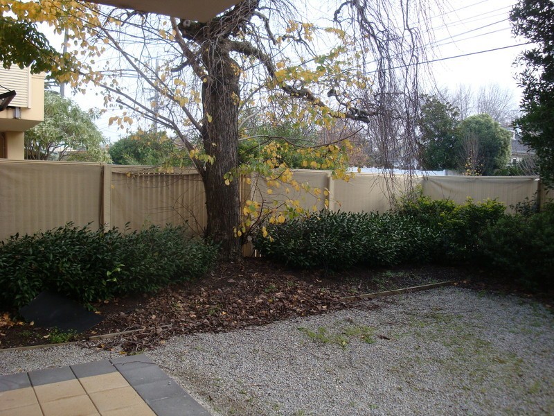 2/410 Waverley Road, Malvern East VIC 3145