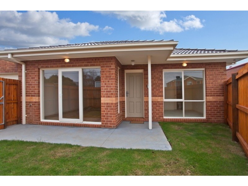 1/8 Beena Avenue, Carnegie VIC 3163