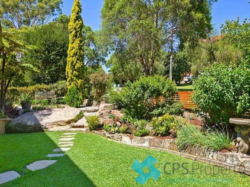 11 Malga Avenue, Roseville Chase NSW 2069