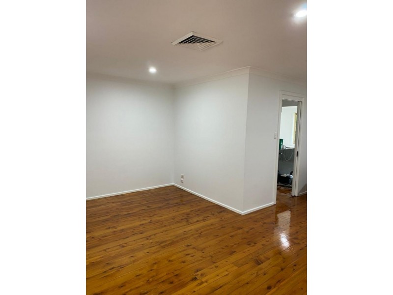 14 Warlencourt Ave, Milperra NSW 2214