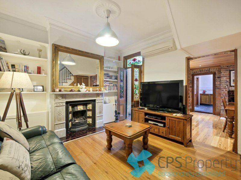 153 Wigram Rd, Glebe NSW 2037
