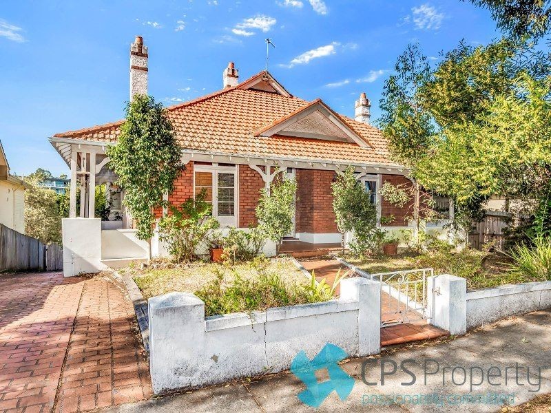 16 Holdsworth Avenue, St Leonards NSW 2065