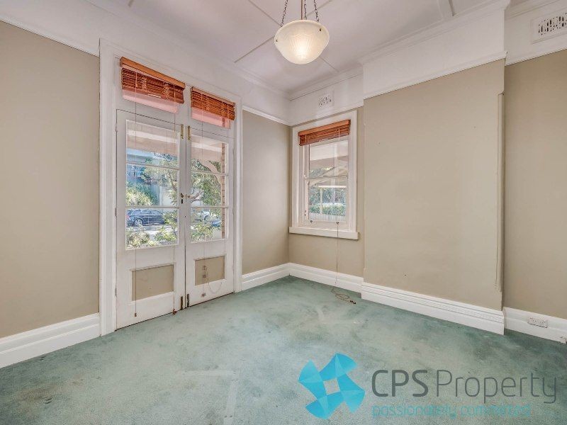 16 Holdsworth Avenue, St Leonards NSW 2065