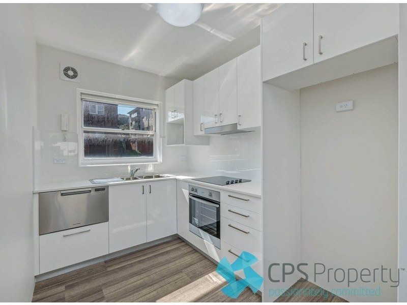 2/18 Bond Street, Maroubra NSW 2035