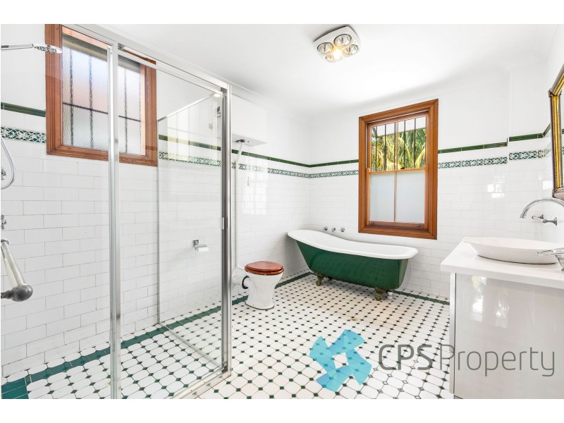 153 Wigram Rd, Glebe NSW 2037