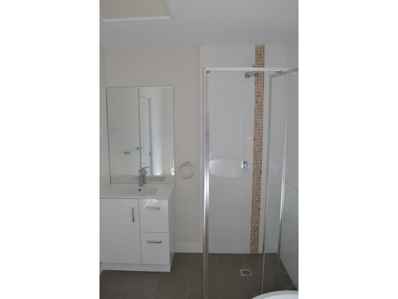 25 Wooroo Street, Albion Park Rail NSW 2527