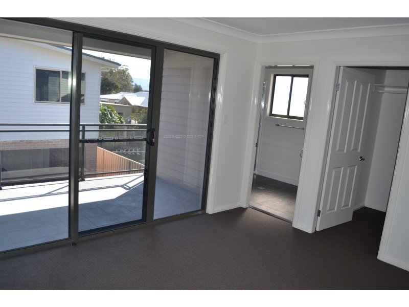25 Wooroo Street, Albion Park Rail NSW 2527
