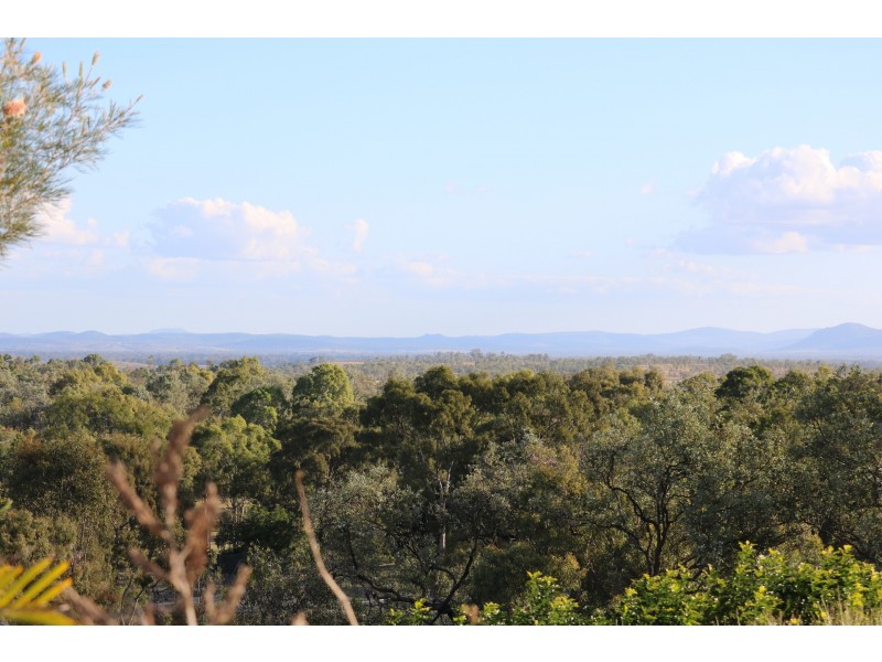 150-152 Angela Road, Rockyview QLD 4701