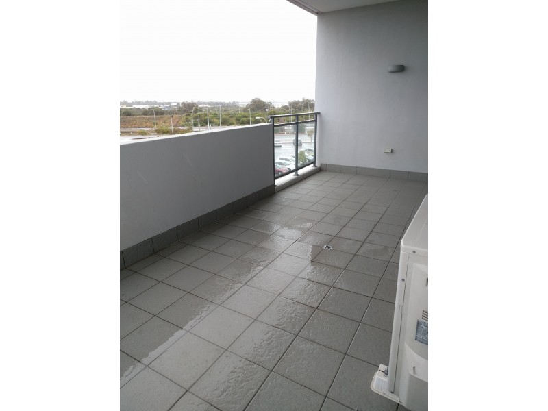 55/23 Junction Boulevard, Cockburn Central WA 6164
