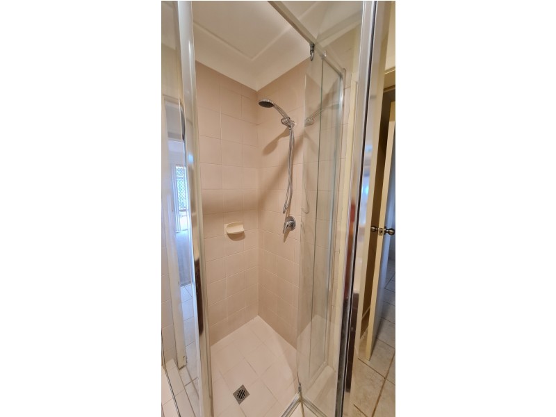 35 Newcomen Road, Stirling WA 6021