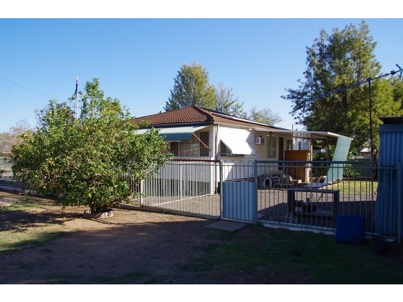 15 Short Street, Wee Waa NSW 2388