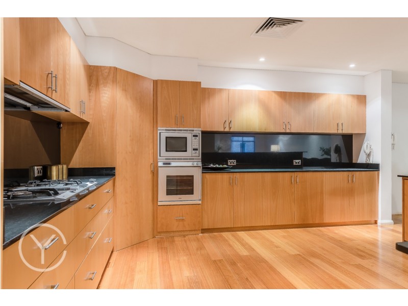4/2 Brigid Road, Subiaco WA 6008