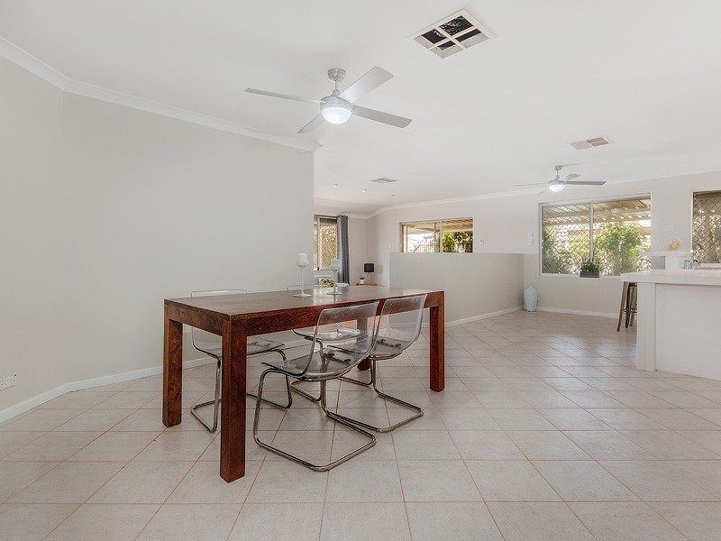 284 Grand Ocean Boulevard, Port Kennedy WA 6172