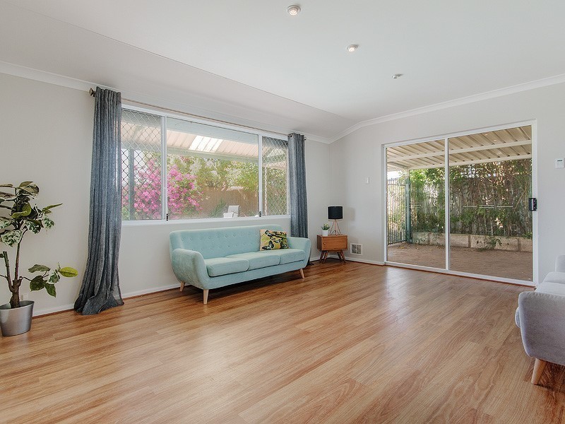 284 Grand Ocean Boulevard, Port Kennedy WA 6172