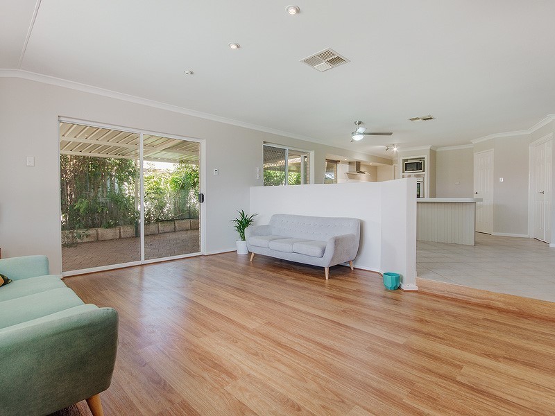 284 Grand Ocean Boulevard, Port Kennedy WA 6172