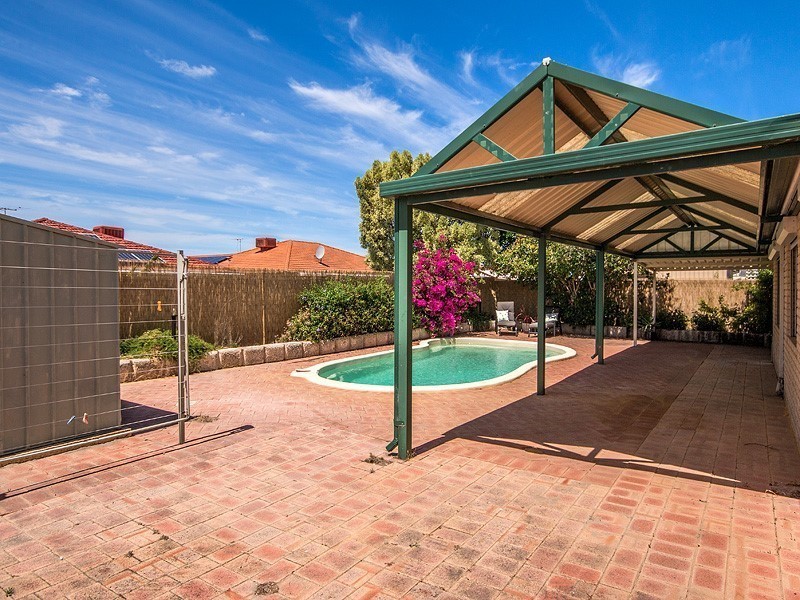 284 Grand Ocean Boulevard, Port Kennedy WA 6172