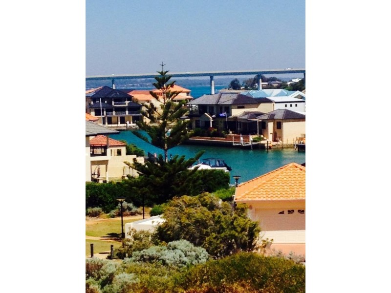 56 Abrolhos Quays, Wannanup WA 6210