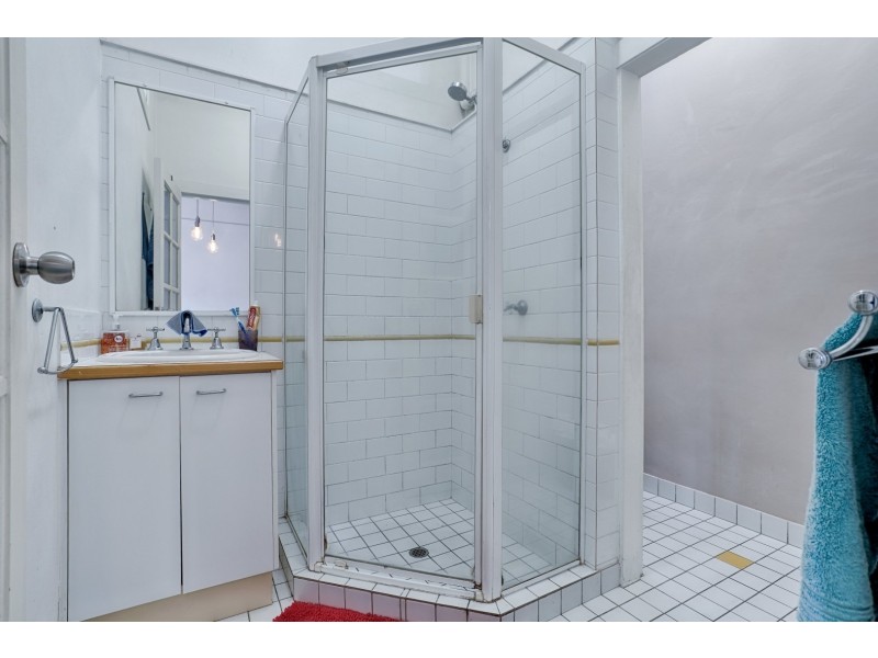 16/111 Merthyr Road, New Farm QLD 4005