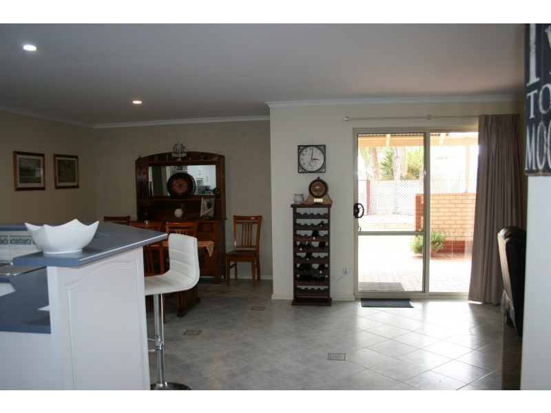 1 Treasure Crescent, Tumby Bay SA 5605