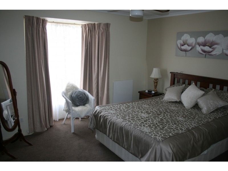 1 Treasure Crescent, Tumby Bay SA 5605